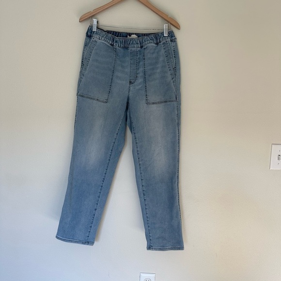 MADEWELL Pull-On Relaxed Jeans in Lisford Wash - Picture 2 of 7